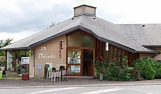 Façade de l'hôtel restaurant la Maïade